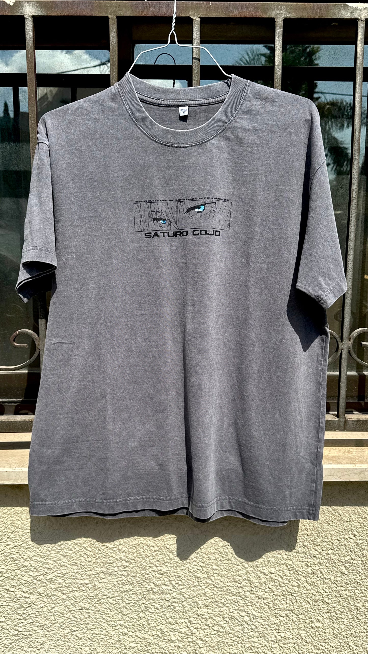 Gojo Flowers - Oversized T-shirt