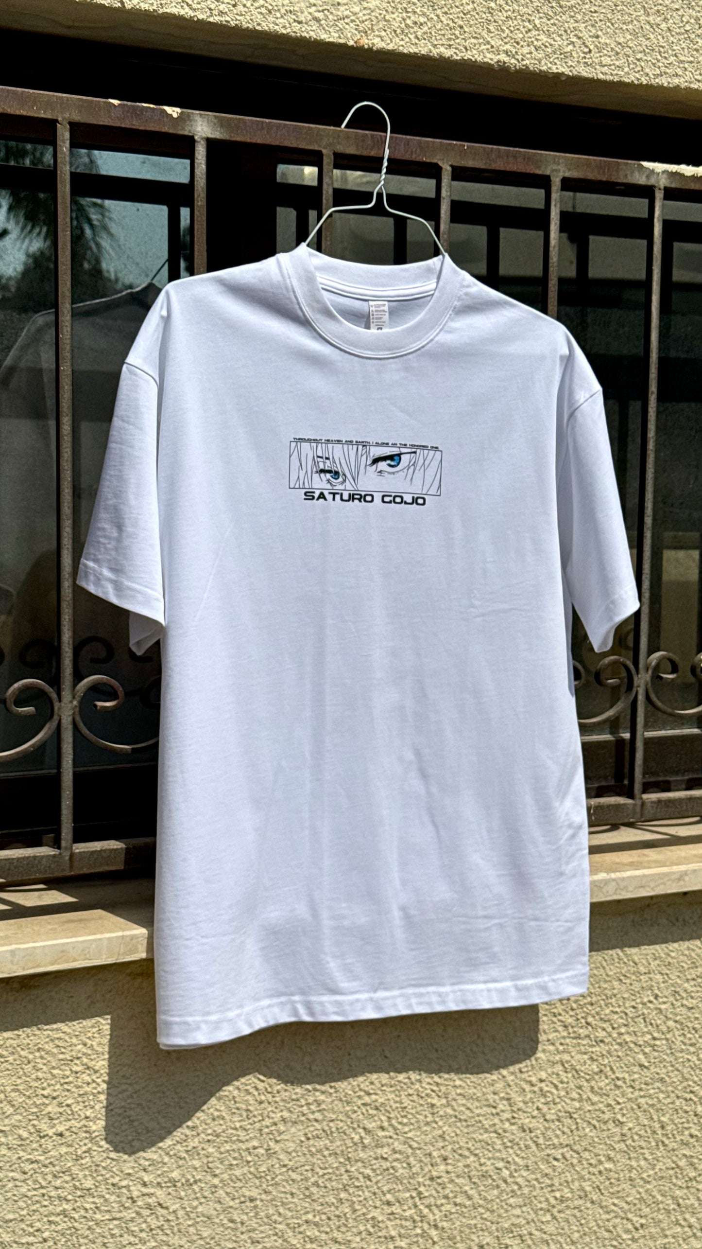 Gojo Flowers - Oversized T-shirt
