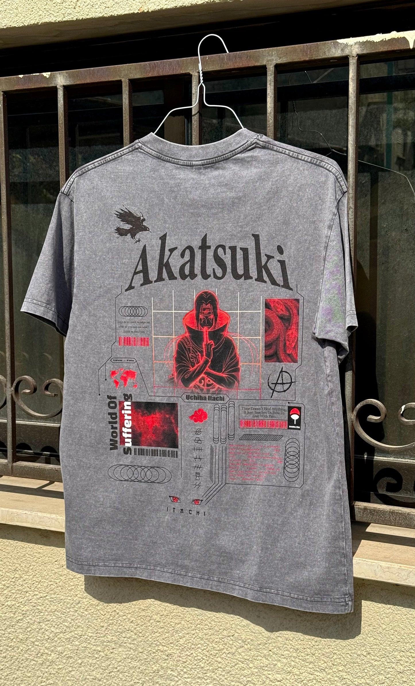 Itachi Akatsuki - Oversized T-shirt